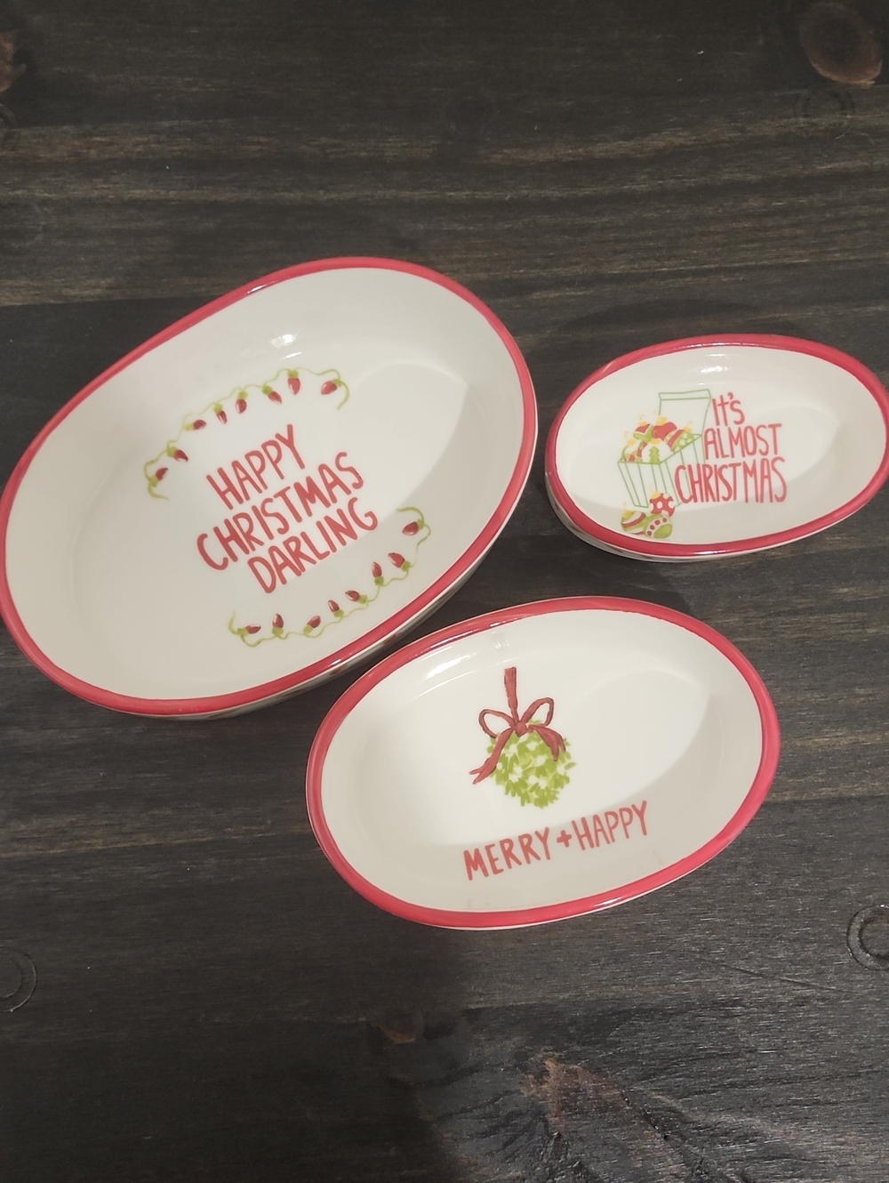 NWT CREATIVE CO-OP 3 HOLIDAY OVAL RAMEKINS